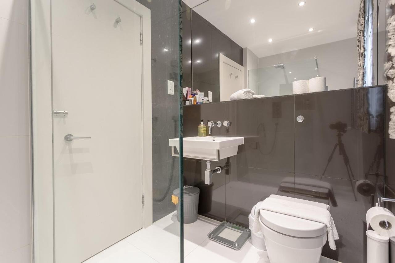2 Bedroom Apartment Hammersmith Grove Sleeps 4 Londra Dış mekan fotoğraf